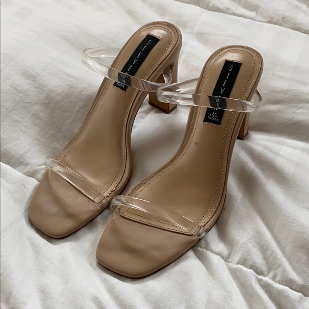 Steve Madden nude heels